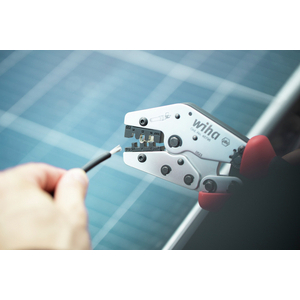 PINCE A SERTIR MC4 CONNECTEURS MC4 2,5 - 4 - 6 MM2