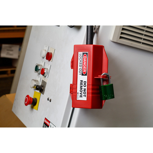 PACK 1 LOCKOUT DEVICES FOR PLUG CONNECTIONS - LARGE 065675-PLUG LOCKOUT 220/550V W/ DANGER LABELS