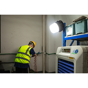 ROEBUCK LED SPOT 10.000LM VOOR MEERDERE MERKEN ACCU'S 898379