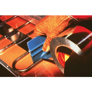 425 NASTRO DI COLORE ARGENTO CON ADESIVO ACRILICO SPESSORE 0,1M 25 X 55 7100059421