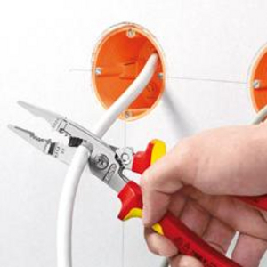 PINCE MULTI-FONCTIONS 200MM CHROME 1000V