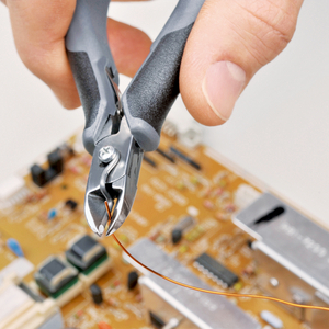 KNIPEX ELEKTRONICA ZIJSNIJTANG 77 12 115 ESD
