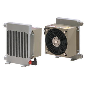 SCAMB. DI CALORE ARIA-OLIO  AP 260 E  5-60 L/MIN  20 BAR  230 V 3RAP260T1