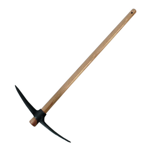 Round-eye earthworks pickaxe with handle Weight kg 3,2