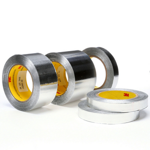 425 NASTRO DI COLORE ARGENTO CON ADESIVO ACRILICO SPESSORE 0,1M 38 X 55 7100053595