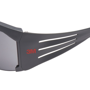 SF602SGAF-EU OCCHIALE CON TRATTAMENTO ANTIAPPANNAMENTO CON LENTI GRIGIE SCOTCHGARD 7100112716