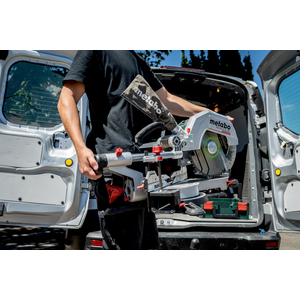 01000567, 8110401230, 614305850 Akku-Kappsäge solo KGS 18 LTX BL 305 ohne Akku Karton