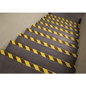 RUBAN ANTIDERAPANT G-STEP N/J ADHESIF AVEC GRAINS 50MMX18,3M