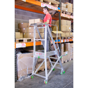 PLATEFORME ALU 5 MARCHES PLI