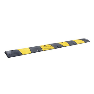 RALENTISSEUR MONOBLOC ECO 1830X300X55 FIXATIONS ASPHALTE
